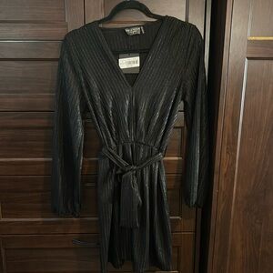 NWT Dress Forum Los Angeles Black Shimmer Mini Dress, Small